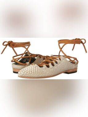 Free Bird Enya Wrap Around Flat - Cream - Size 8